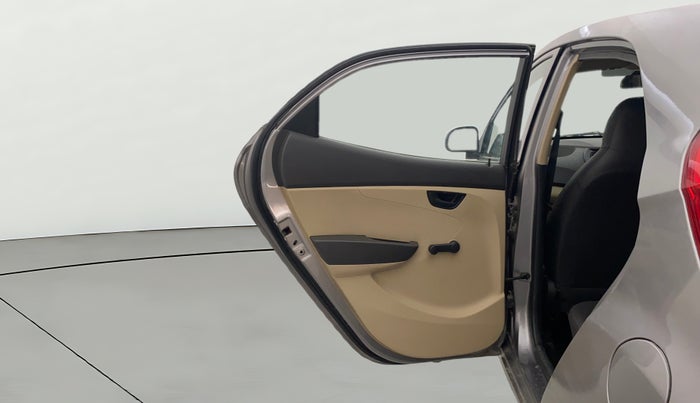 2013 Hyundai Eon ERA +, Petrol, Manual, 28,625 km, LHS Rear Door