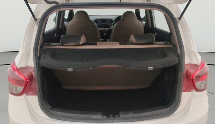 2016 Hyundai Grand i10 ASTA (O) AT 1.2 KAPPA VTVT, Petrol, Automatic, 31,525 km, Boot Open Zoomed View