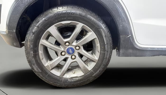 2018 Ford FREESTYLE TITANIUM 1.2 PETROL, Petrol, Manual, 1,07,569 km, Right Rear Wheel