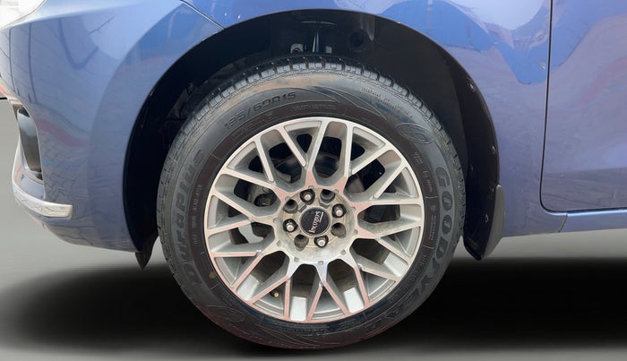 2018 Maruti Dzire VXI, Petrol, Manual, 21,763 km, Left Front Wheel