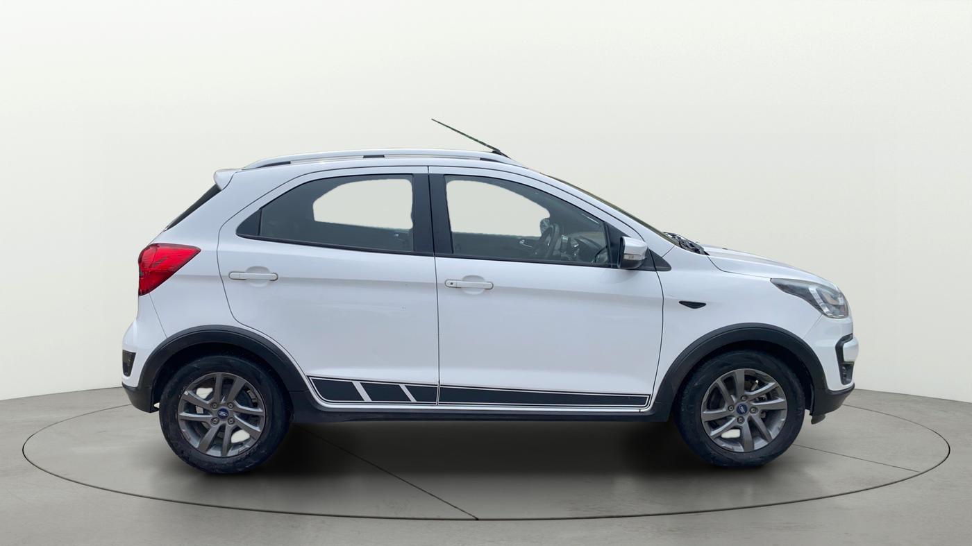 2019 Ford FREESTYLE TITANIUM 1.2 PETROL, Petrol, Manual, 90,734 km, Right Side View