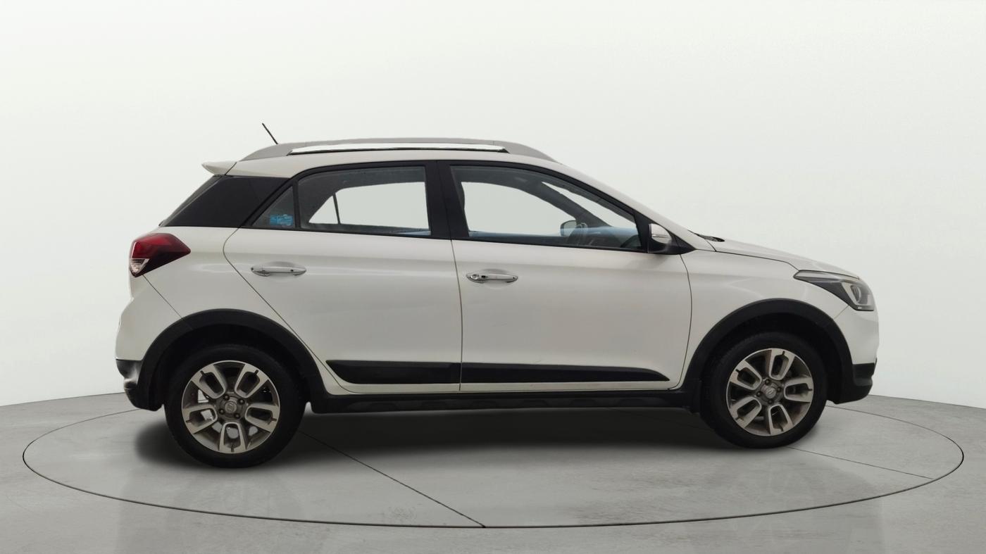 2017 Hyundai i20 Active 1.2 SX, Petrol, Manual, 59,486 km, Right Side View