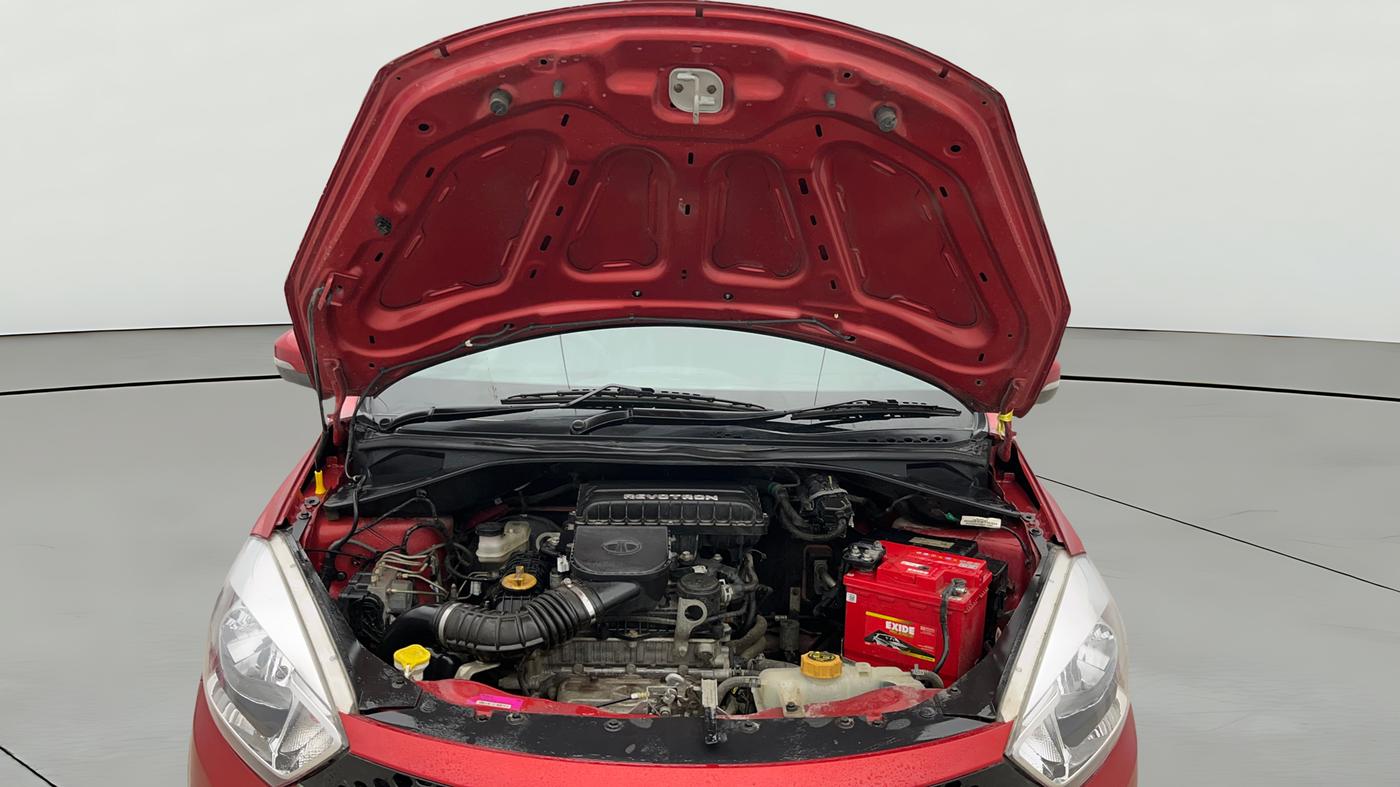 2018 Tata Tiago XZ PETROL, Petrol, Manual, 16,647 km, Open Bonet