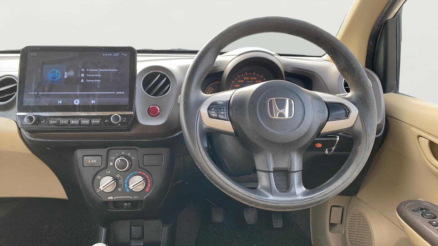 2013 Honda Amaze 1.2L I-VTEC S, Petrol, Manual, 33,258 km, Steering Wheel Close Up