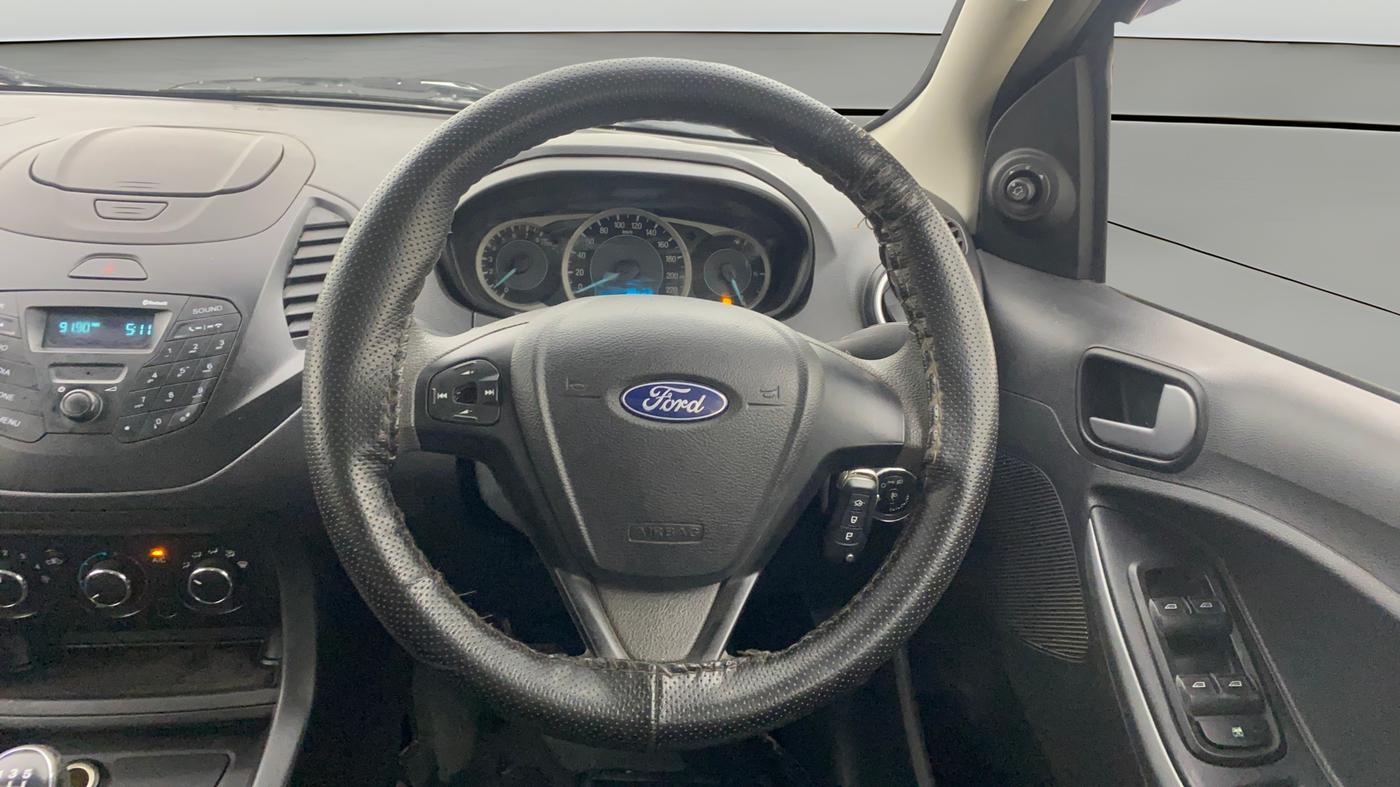 2017 Ford New Figo TREND 1.2 PETROL, Petrol, Manual, 31,904 km, Steering Wheel Close Up