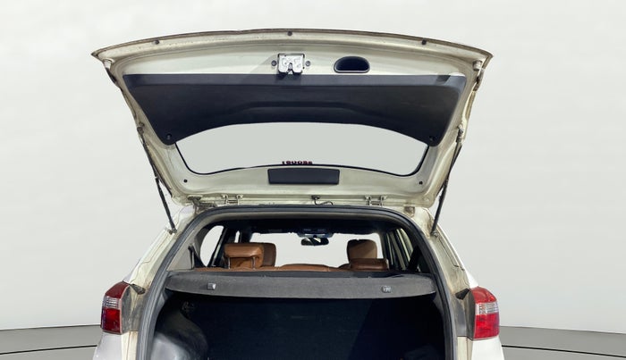 2017 Hyundai Creta SX PLUS 1.6 PETROL, Petrol, Manual, 73,888 km, Boot Door Open