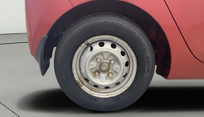 2014 Hyundai Eon ERA +, Petrol, Manual, 47,220 km, Right Rear Wheel