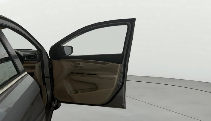 2019 Maruti Ciaz ALPHA 1.5 SHVS PETROL, Petrol, Manual, 32,434 km, RHS Front Door