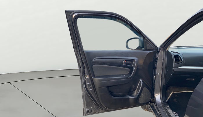 2020 Maruti Vitara Brezza VDI, Diesel, Manual, 42,566 km, LHS Front Door