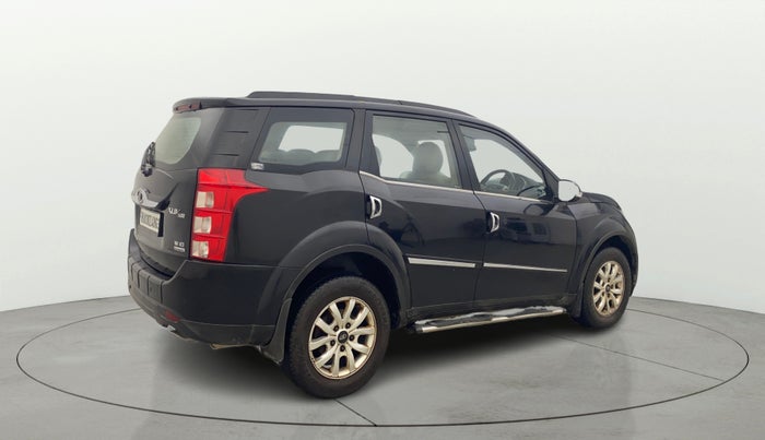 2016 Mahindra XUV500 W10 AT, Diesel, Automatic, 82,399 km, Right Back Diagonal