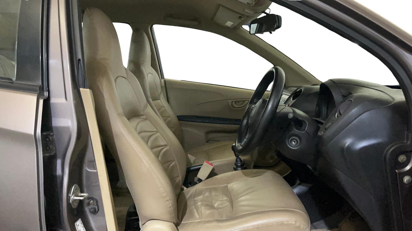 2015 Honda Amaze 1.2L I-VTEC SX, Petrol, Manual, 1,01,929 km, Right Side Front Door Cabin
