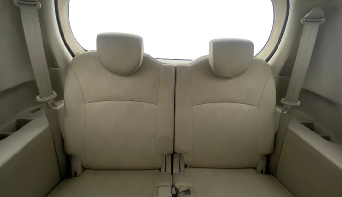 2016 Maruti Ertiga VXI, Petrol, Manual, 79,951 km, Third Seat Row ( optional )