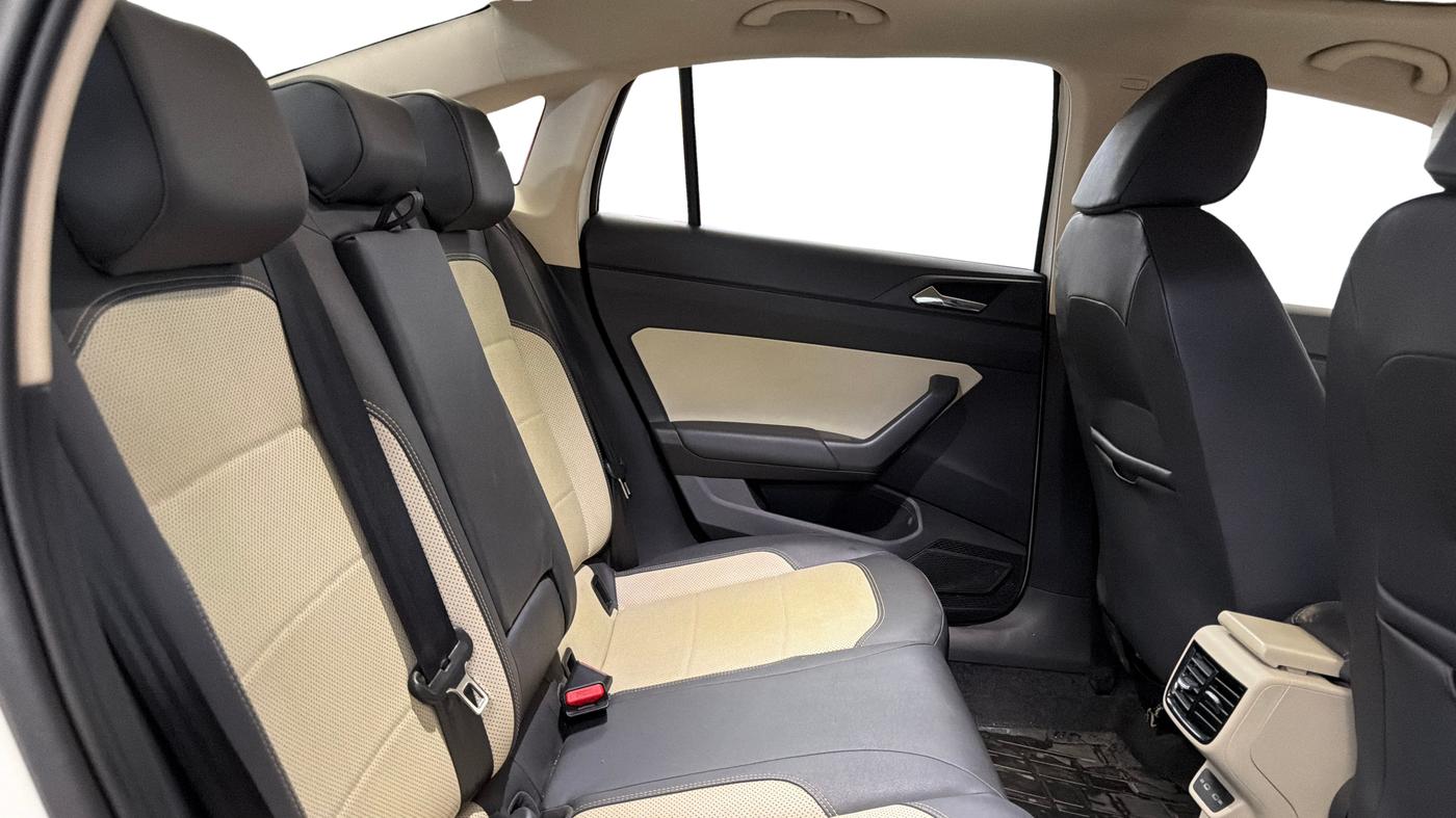 2023 Skoda SLAVIA STYLE 1.0L TSI AT, Petrol, Automatic, 17,785 km, Right Side Rear Door Cabin