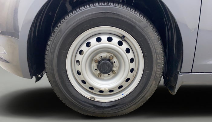 2021 Tata ALTROZ XE PETROL, Petrol, Manual, 7,630 km, Left Front Wheel