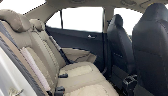 2014 Hyundai Xcent SX AT 1.2 (O), Petrol, Automatic, 88,100 km, Right Side Rear Door Cabin