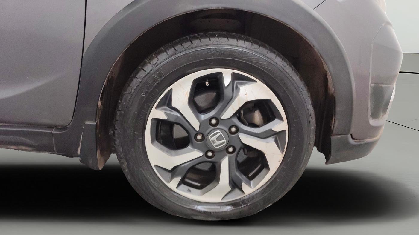 2018 Honda BR-V 1.5L I- DTEC V, Diesel, Manual, 63,087 km, Right Front Wheel