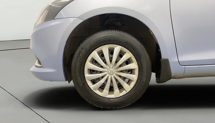 2015 Maruti Swift Dzire VXI, Petrol, Manual, 71,542 km, Left Front Wheel
