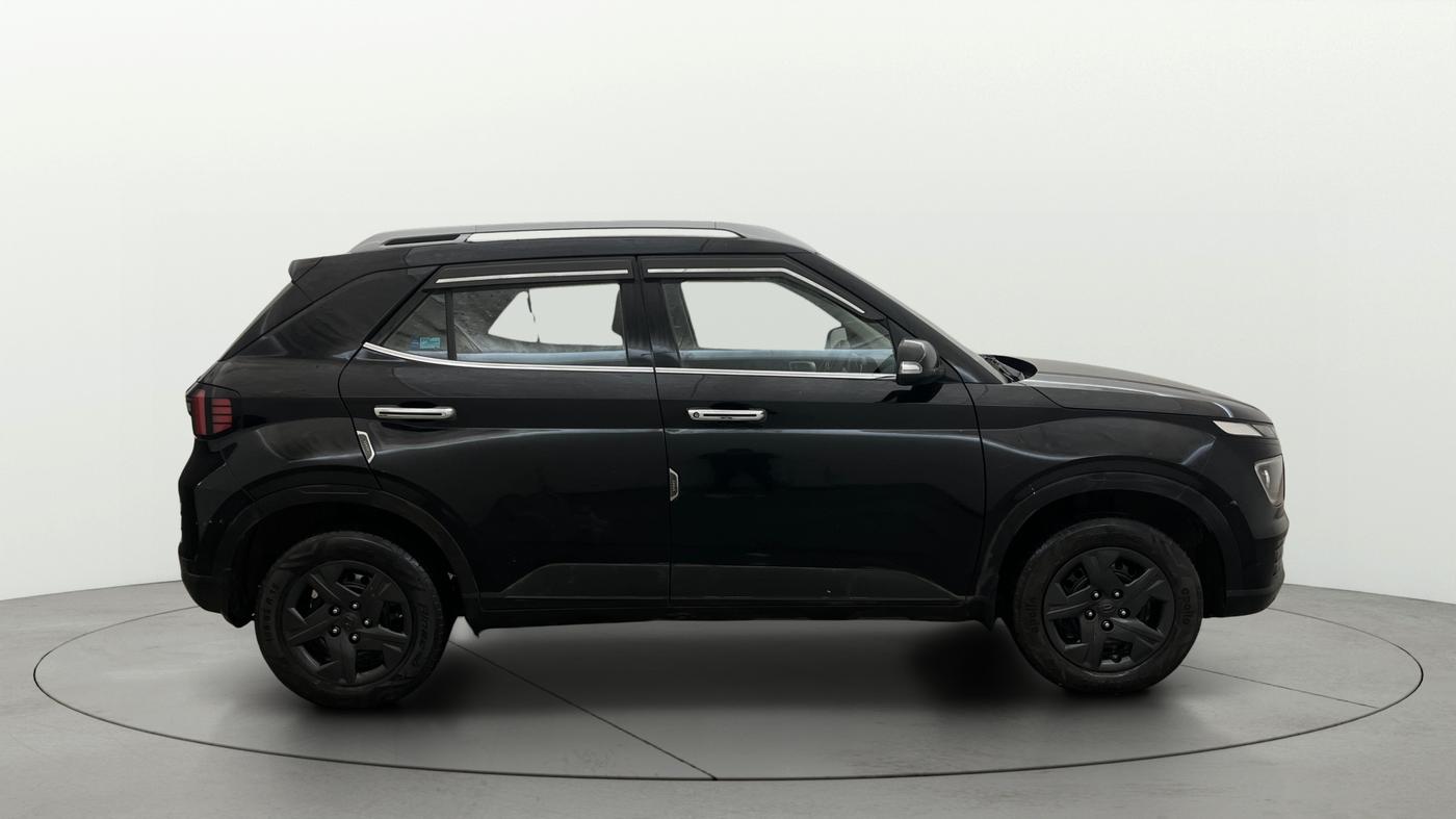 2024 Hyundai VENUE SX 1.2 PETROL, Petrol, Manual, 54,819 km, Right Side View
