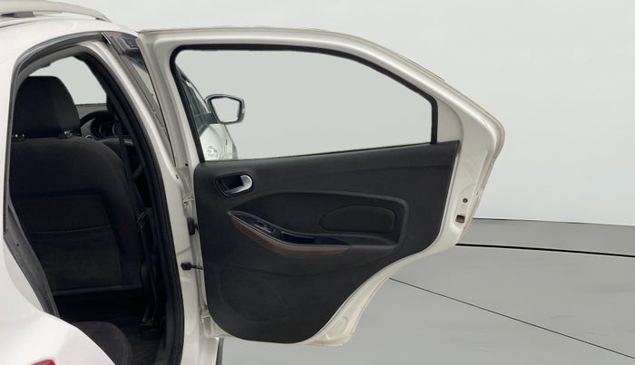 2018 Ford FREESTYLE TITANIUM 1.2 PETROL, Petrol, Manual, 1,00,443 km, RHS Rear Door