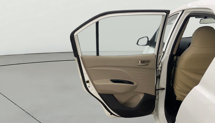 2019 Hyundai NEW SANTRO SPORTZ CNG, CNG, Manual, 22,989 km, LHS Rear Door