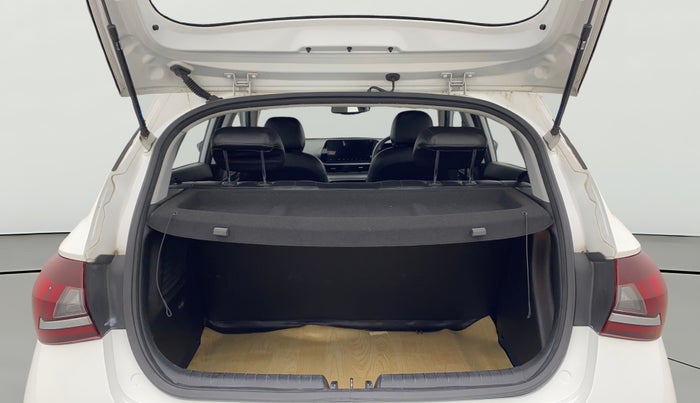 2021 Hyundai NEW I20 ASTA (O) 1.2 MT, Petrol, Manual, 26,302 km, Boot Open Zoomed View