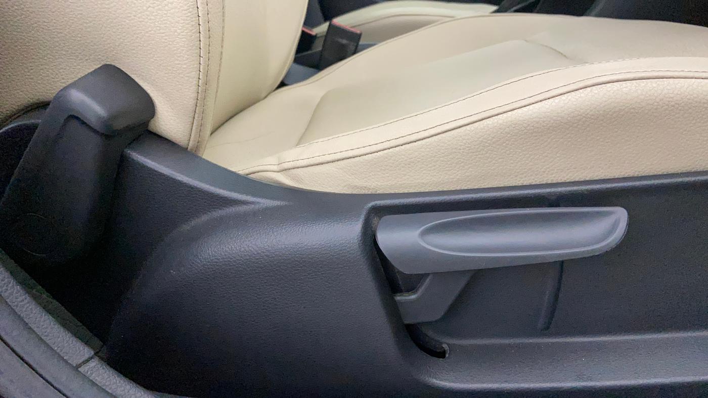 2021 Volkswagen Vento HIGHLINE PLUS 1.0L TSI AT, Petrol, Automatic, 68,261 km, Driver Side Adjustment Panel
