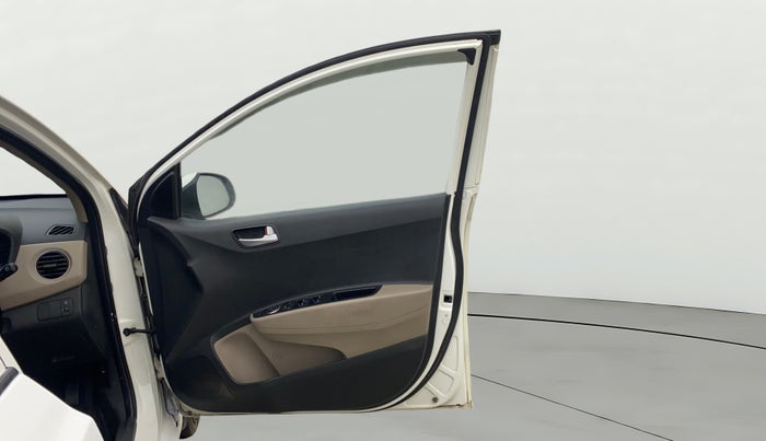 2018 Hyundai Grand i10 SPORTZ (O) AT 1.2 KAPPA VTVT, Petrol, Automatic, 68,964 km, RHS Front Door