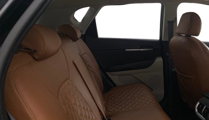 2020 KIA SONET HTX 1.5, Diesel, Manual, 66,884 km, Right Side Rear Door Cabin