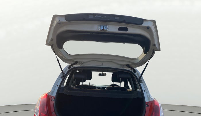 2013 Maruti Swift ZXI, Petrol, Manual, 75,340 km, Boot Door Open