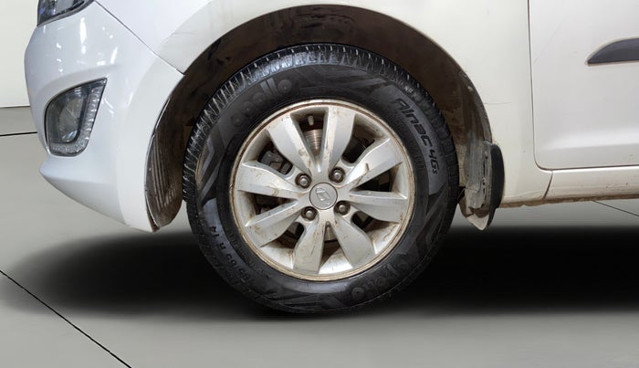 2013 Hyundai i20 ASTA 1.4 CRDI, Diesel, Manual, 1,10,731 km, Left Front Wheel