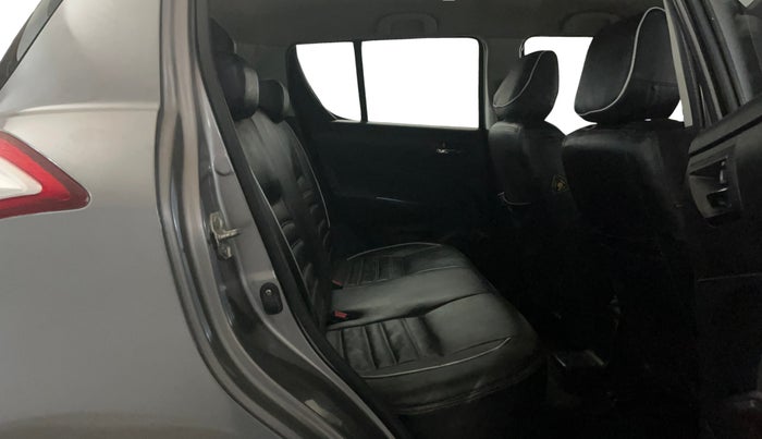 2013 Maruti Swift VXI, Petrol, Manual, 56,304 km, Right Side Rear Door Cabin