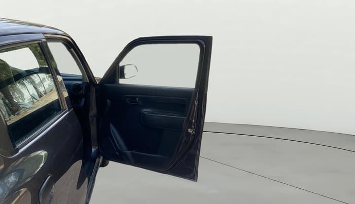 2019 Maruti S PRESSO VXI AMT, Petrol, Automatic, 63,457 km, RHS Front Door