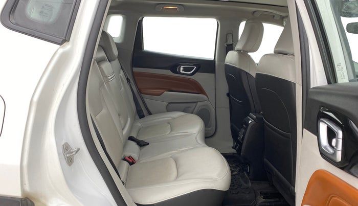 2022 Jeep Compass LIMITED (O) 2.0 DIESEL, Diesel, Manual, 52,058 km, Right Side Rear Door Cabin