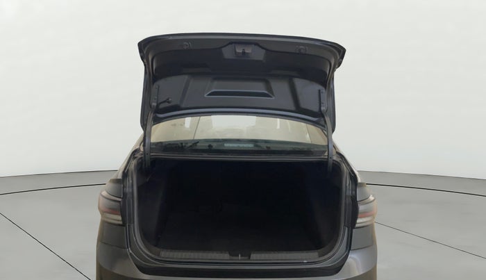 2025 Volkswagen VIRTUS GT Line 1.0L TSI AT, Petrol, Automatic, 1,540 km, Boot Door Open
