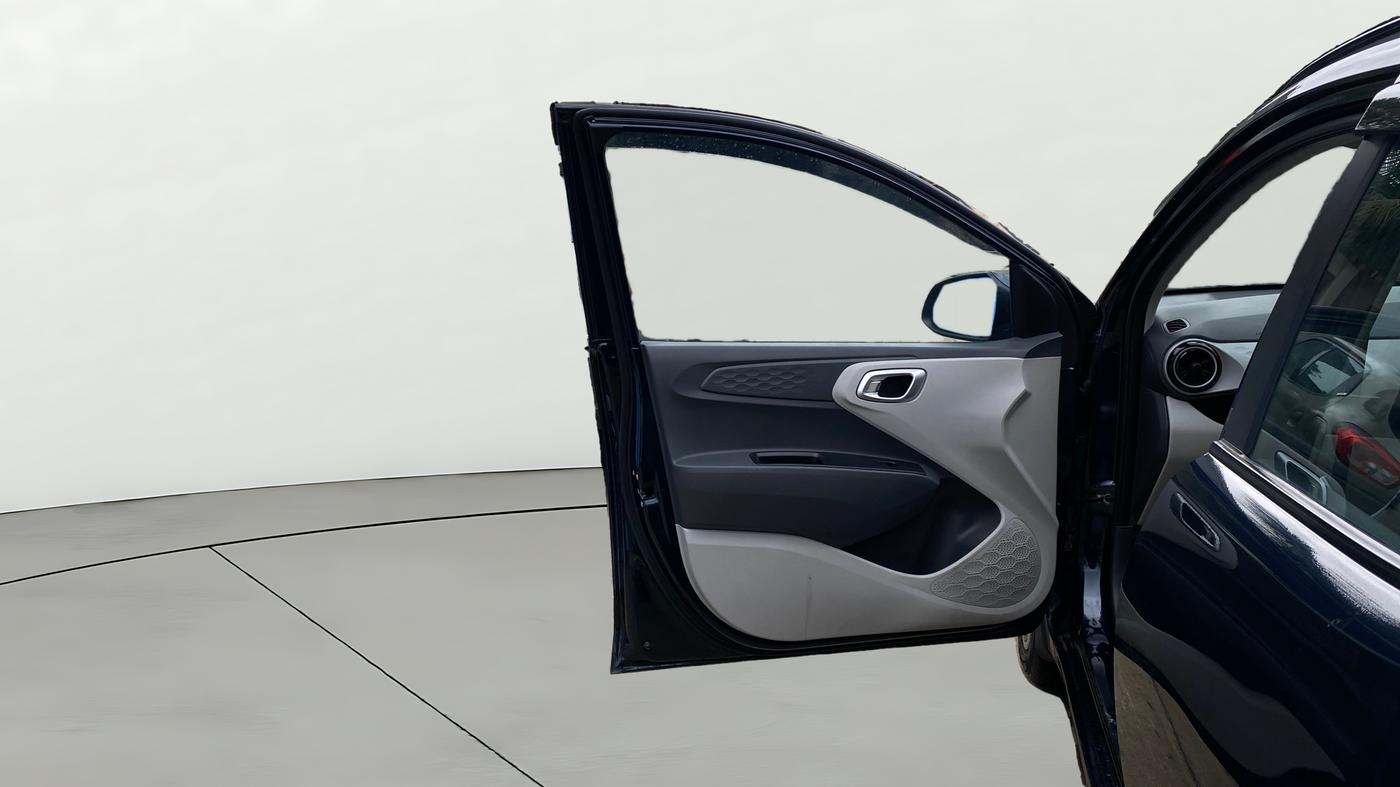 2023 Hyundai GRAND I10 NIOS SPORTZ AMT 1.2 KAPPA VTVT, Petrol, Automatic, 8,326 km, LHS Front Door