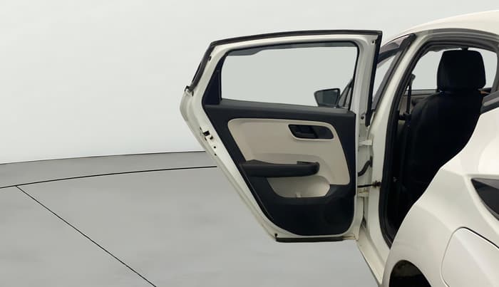 2024 Tata ALTROZ XM PLUS CNG, CNG, Manual, 18,993 km, LHS Rear Door