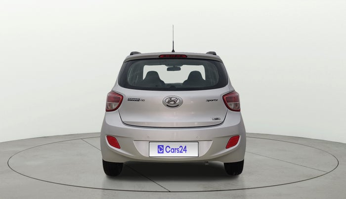 2016 Hyundai Grand i10 SPORTZ 1.2 KAPPA VTVT, Petrol, Manual, 84,427 km, Back/Rear