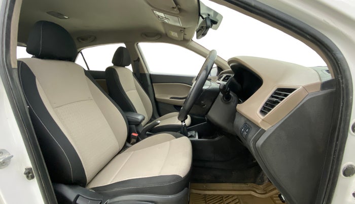 2014 Hyundai Elite i20 ASTA 1.2, Petrol, Manual, 76,075 km, Right Side Front Door Cabin