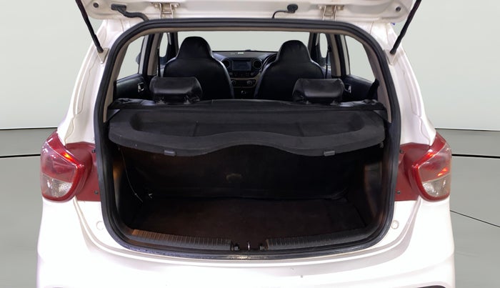 2018 Hyundai Grand i10 ASTA 1.2 KAPPA VTVT, Petrol, Manual, 50,377 km, Boot Open Zoomed View