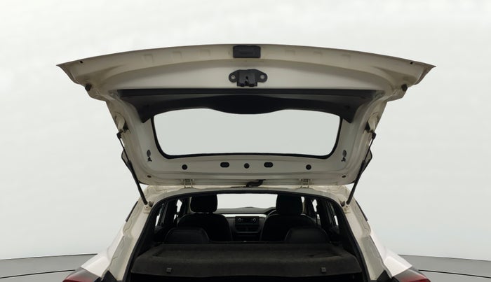 2022 Renault Kiger RXL MT, Petrol, Manual, 31,824 km, Boot Door Open