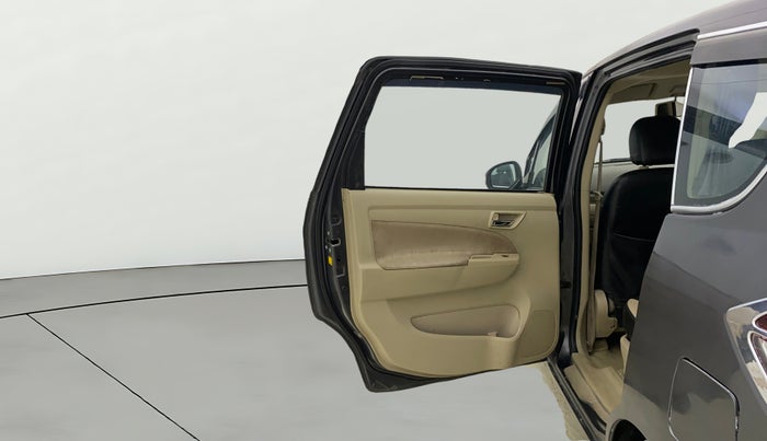 2015 Maruti Ertiga VXI CNG, CNG, Manual, 1,21,416 km, LHS Rear Door