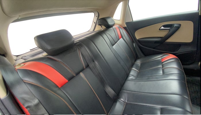 2016 Volkswagen Polo HIGHLINE1.2L, Petrol, Manual, 48,746 km, Right Side Rear Door Cabin