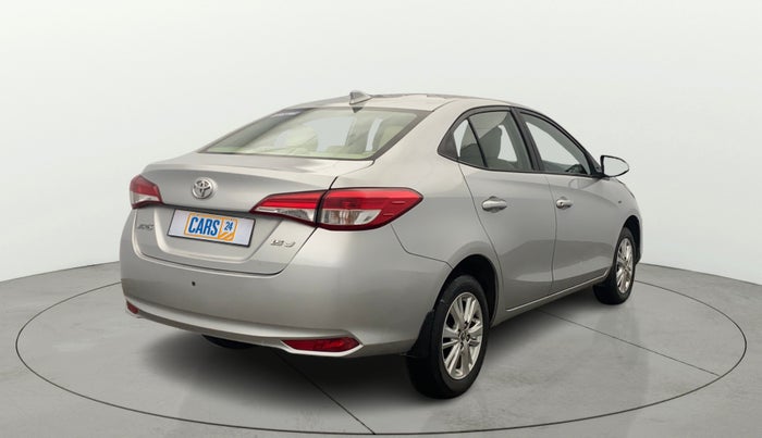 2020 Toyota YARIS J MT, Petrol, Manual, 33,227 km, Right Back Diagonal