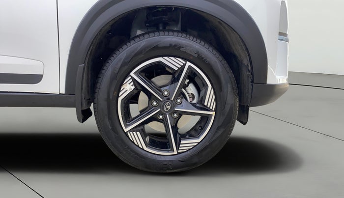 2025 Tata NEXON CREATIVE PLUS S 1.2 REVOTRON 6 AMT, Petrol, Automatic, 1,261 km, Right Front Wheel