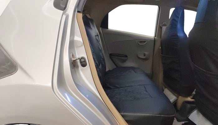 2014 Honda Brio S MT, Petrol, Manual, 46,422 km, Right Side Rear Door Cabin