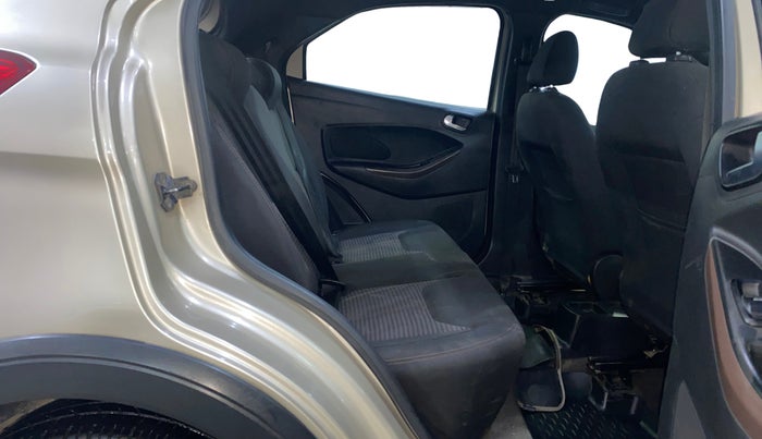 2018 Ford FREESTYLE TITANIUM 1.2 PETROL, Petrol, Manual, 90,419 km, Right Side Rear Door Cabin