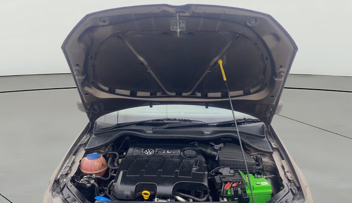 2014 Volkswagen Vento COMFORTLINE 1.5 AT, Diesel, Automatic, 82,598 km, Open Bonet