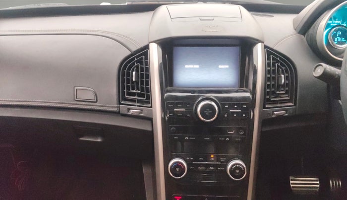 2018 Mahindra XUV500 W11 AT, Diesel, Automatic, 81,037 km, Air Conditioner