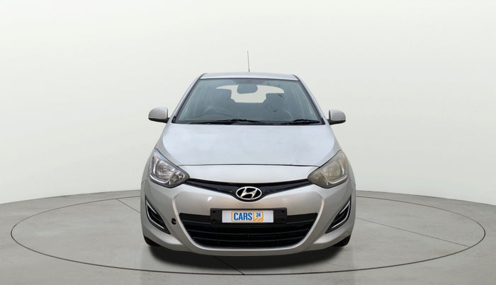 2013 Hyundai i20 MAGNA 1.2, Petrol, Manual, 1,11,877 km, Front