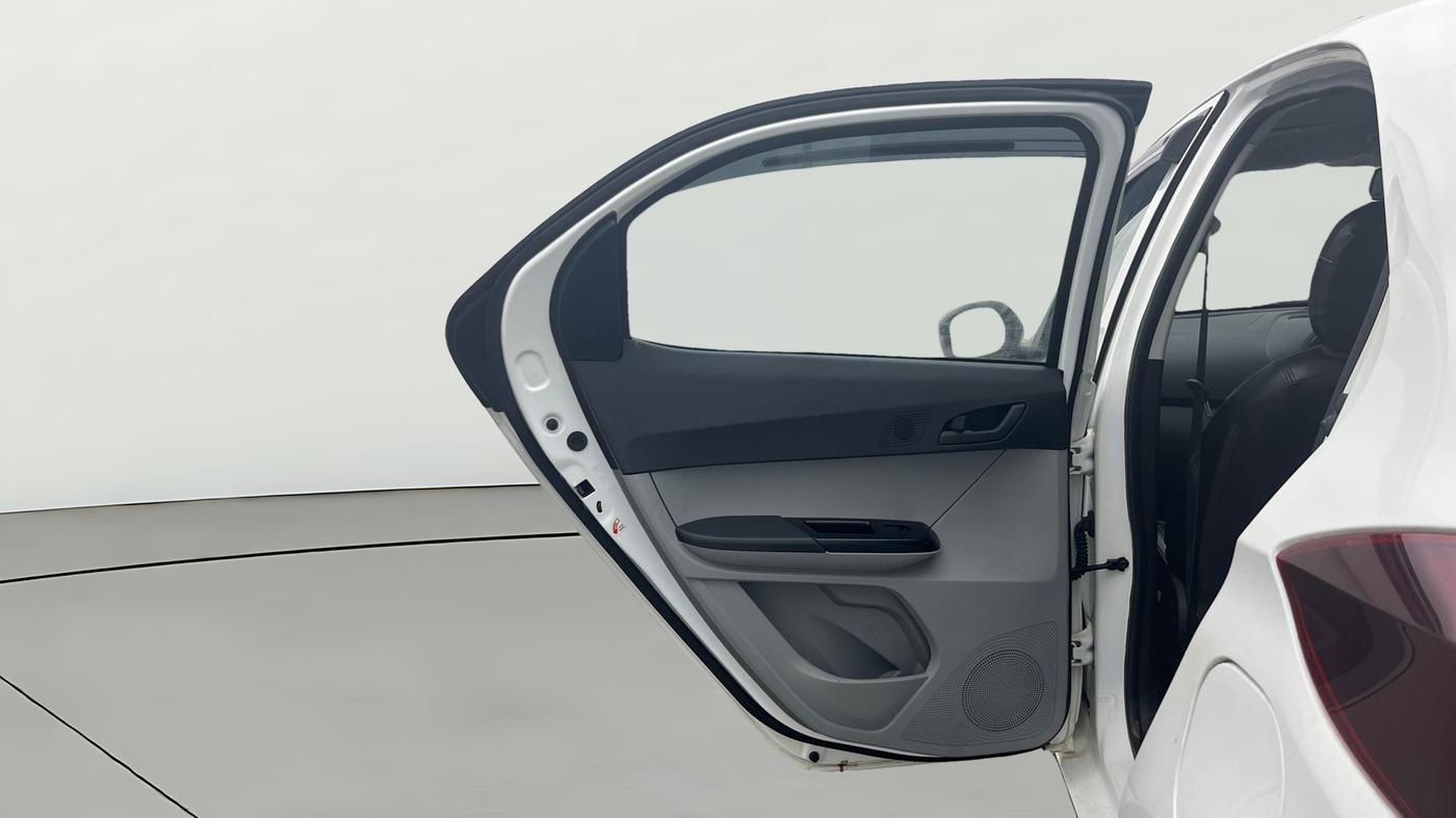 2024 Tata Tiago XM PETROL, Petrol, Manual, 19,986 km, LHS Front Door